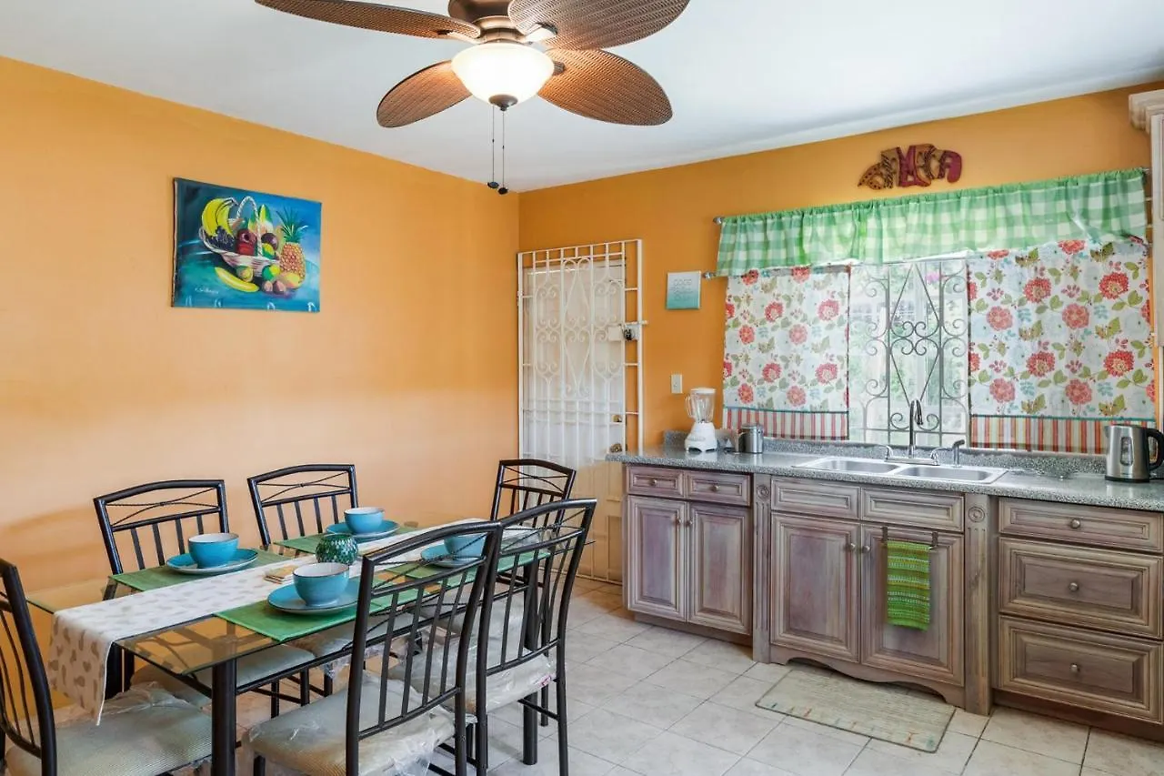 Yanceylargoestate 2Br Villa With Mountain Views Montego Bay 0*,  Jamajka